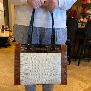 New - RARE BRAHMIN Anywhere Tote Halo Amado